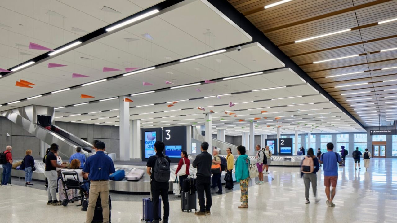 Salam Air DOH  Terminal – Hamad International Airport